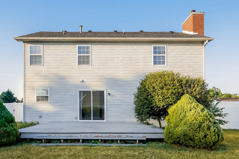 1,990/Mo, 5752 Ashcroft Dr Indianapolis, IN 46221 Rear View