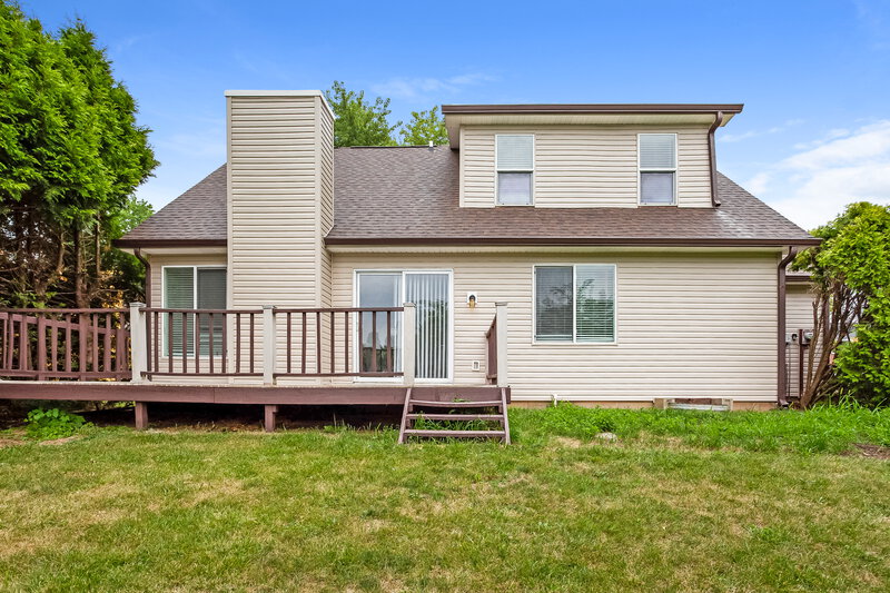 2,760/Mo, 7420 Fairway Circle West Dr Indianapolis, IN 46236 Rear View 2