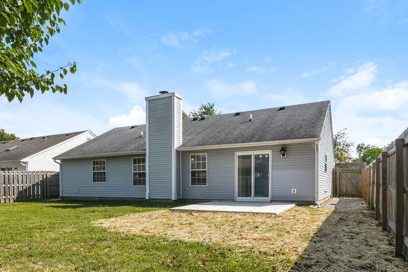 1,760/Mo, 14 Lake Dr N Brownsburg, IN 46112 Rear View 2