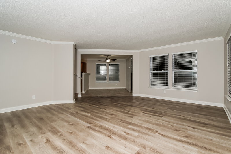 1,915/Mo, 12346 Rose Haven Dr Indianapolis, IN 46235 Living Room View