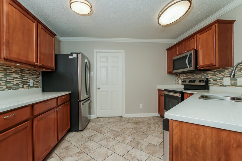 1,915/Mo, 12346 Rose Haven Dr Indianapolis, IN 46235 Kitchen View