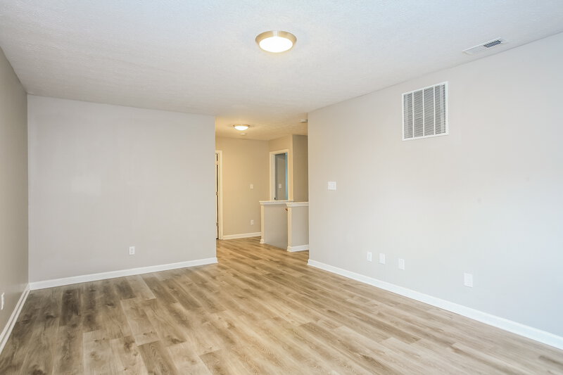 1,890/Mo, 1112 River Ridge Dr Brownsburg, IN 46112 Sitting Room View