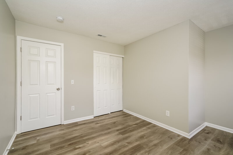 2,150/Mo, 6229 Tybalt Pl Indianapolis, IN 46254 Main Bedroom View 2