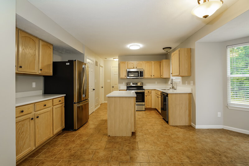 2,075/Mo, 1495 Brigade Cir Indianapolis, IN 46234 Kitchen View