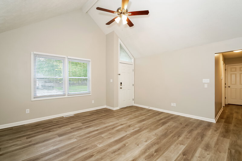1,610/Mo, 1449 Natalie Ct Franklin, IN 46131 Living Room View