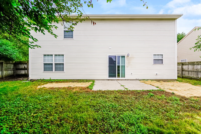 2,810/Mo, 9005 Lighthorse Dr Indianapolis, IN 46231 Rear View