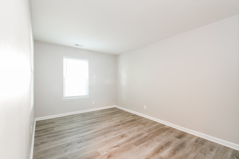 2,075/Mo, 14701 Village Park East Dr Carmel, IN 46033 Bedroom View 2