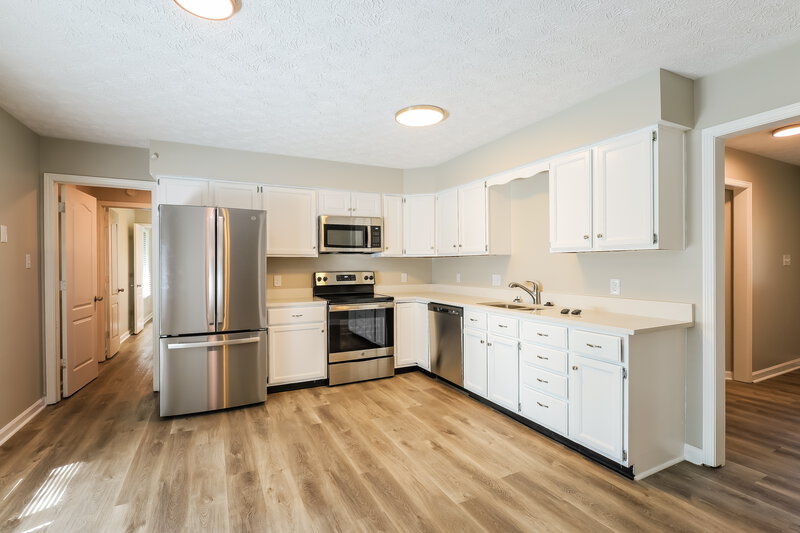 1,715/Mo, 1567 Woodside Dr Danville, IN 46122 Kitchen View