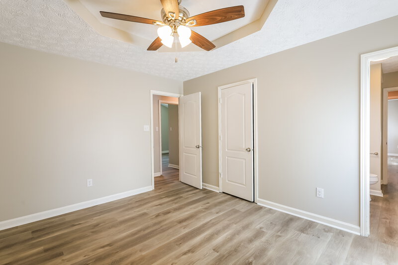 1,715/Mo, 1567 Woodside Dr Danville, IN 46122 Main Bedroom View 2