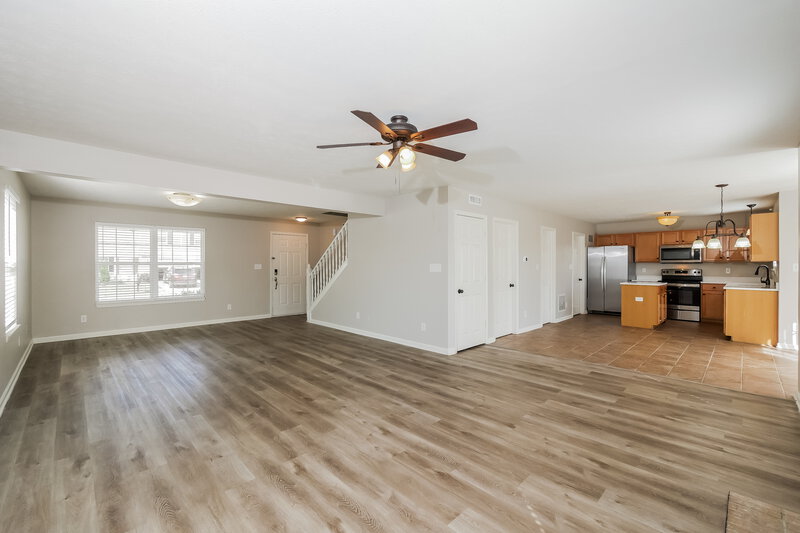 2,515/Mo, 8325 Bluestem Lane Plainfield, IN 46168 Family Room View