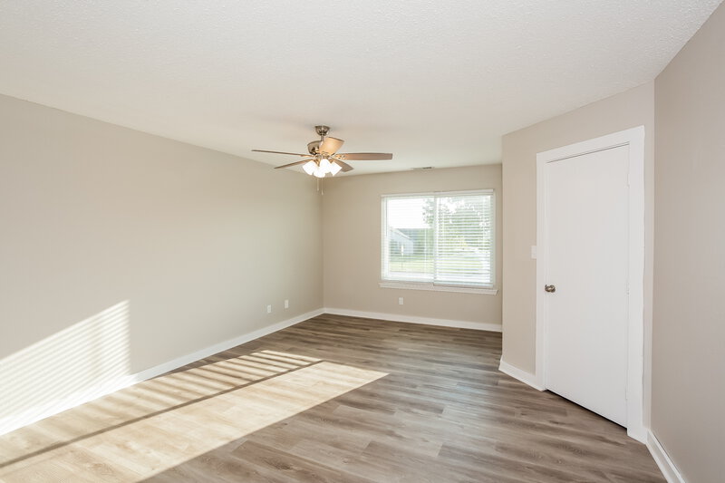 2,320/Mo, 149 Harts Ford Way Brownsburg, IN 46112 Main Bedroom View