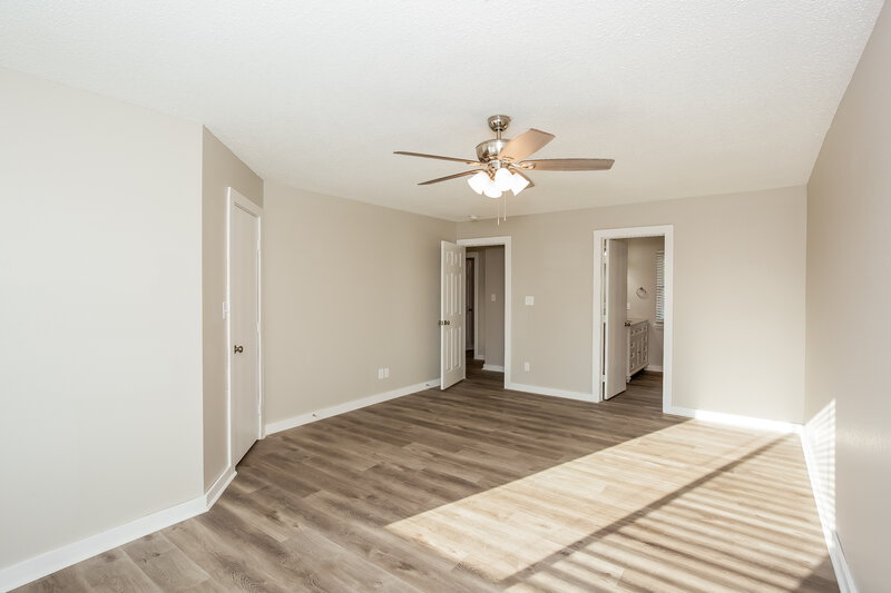 2,320/Mo, 149 Harts Ford Way Brownsburg, IN 46112 Main Bedroom View 2