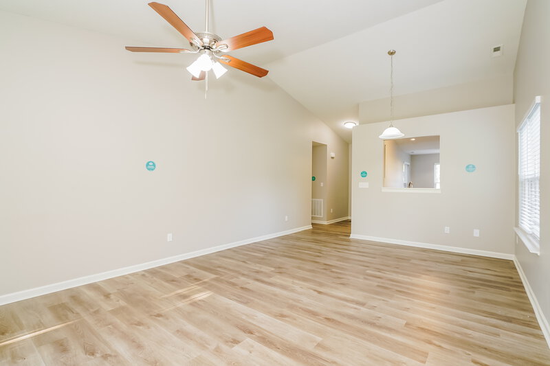 1,815/Mo, 129 Hilltop Farms Blvd New Whiteland, IN 46184 Dining Room View