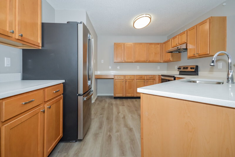 2,660/Mo, 10414 Carrington Way Indianapolis, IN 46234 Kitchen View