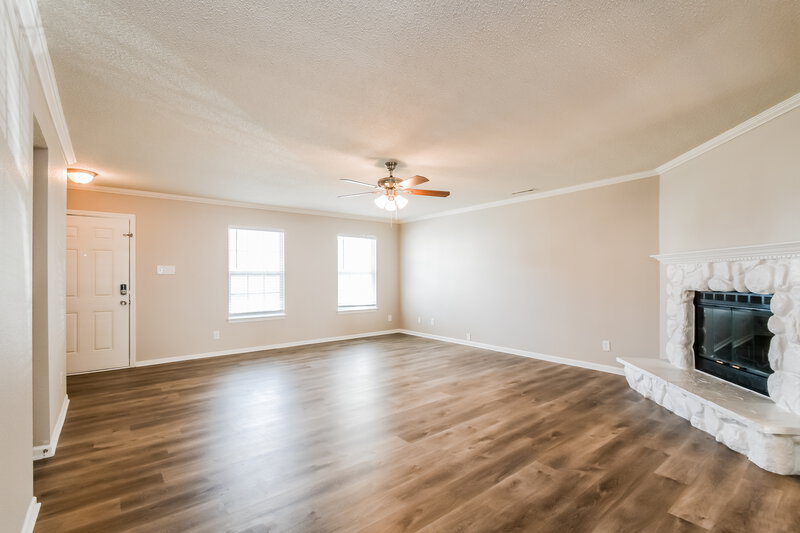 2,425/Mo, 10062 Orange Blossom Trl Fishers, IN 46038 Living Room View 2