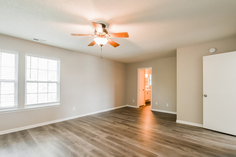 2,425/Mo, 10062 Orange Blossom Trl Fishers, IN 46038 Main Bedroom View 2