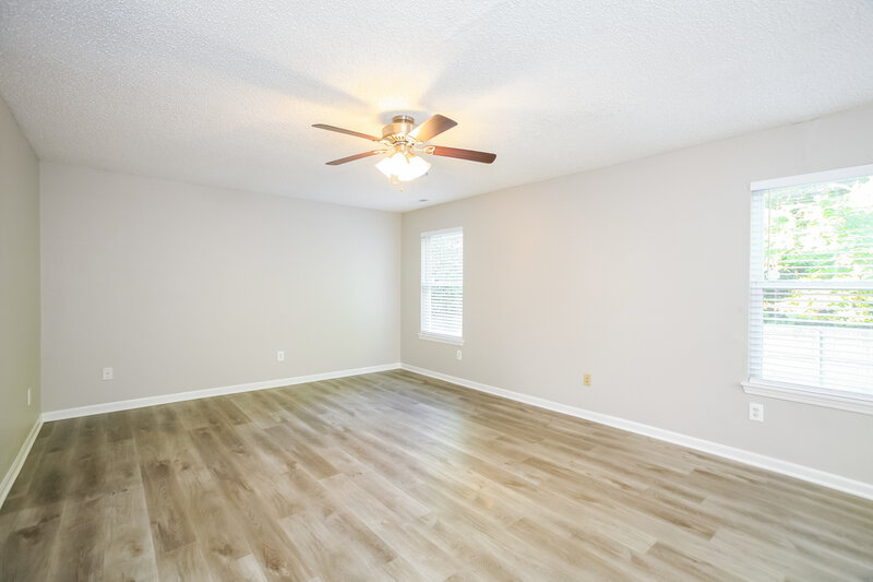 1,750/Mo, 125 Clover Ct Lebanon, IN 46052 Living Room View