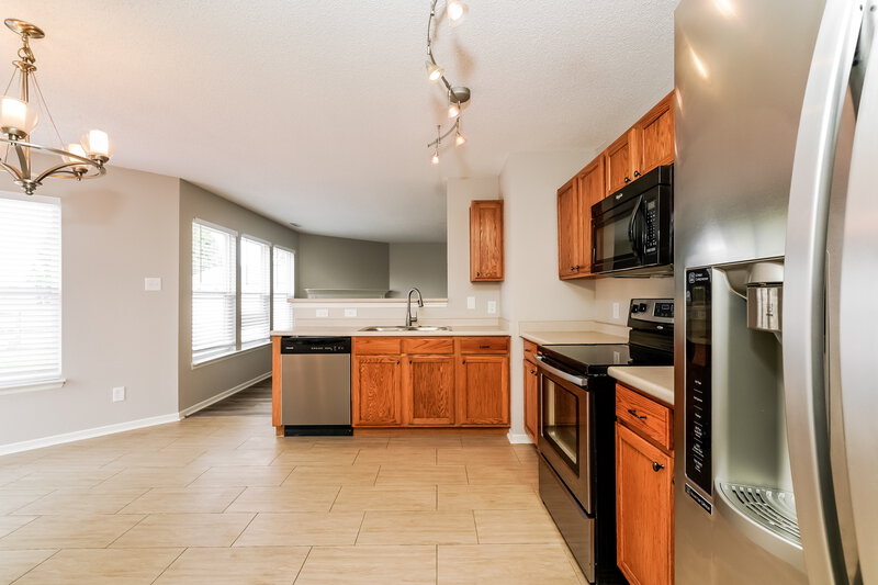 1,865/Mo, 5644 N Littleton Dr McCordsville, IN 46055 Kitchen View