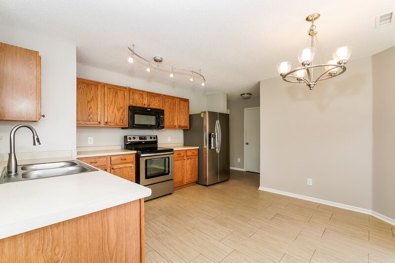 1,865/Mo, 5644 N Littleton Dr McCordsville, IN 46055 Kitchen View 3