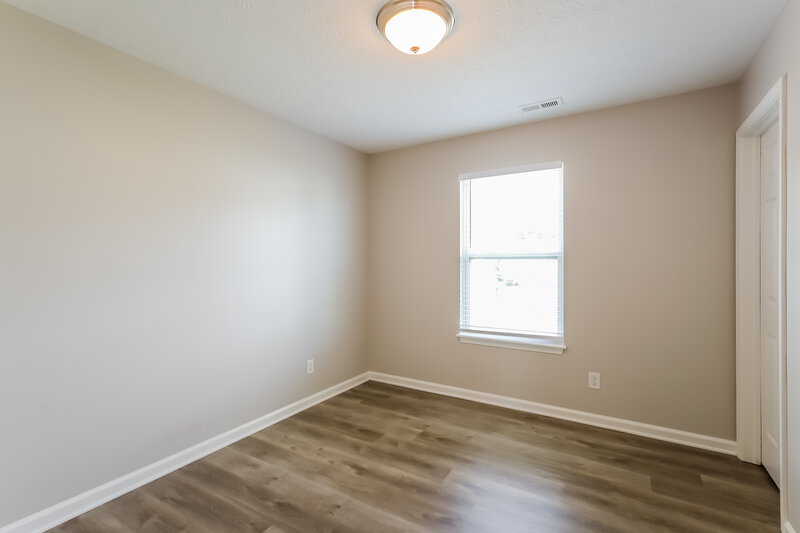 2,165/Mo, 11402 High Grass Dr Indianapolis, IN 46235 Bedroom View 3