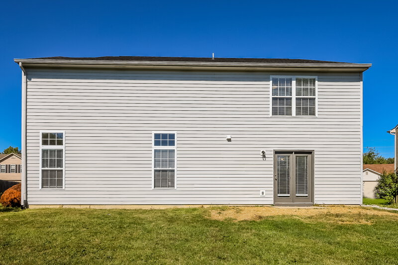 3,180/Mo, 109 Lockerbie Ln Pittsboro, IN 46167 Rear View