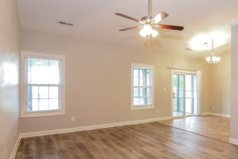 1,900/Mo, 9721 Stonewall Ln Avon, IN 46123 Living Room View