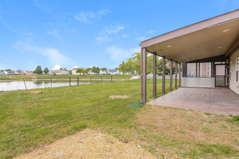 1,900/Mo, 9721 Stonewall Ln Avon, IN 46123 Rear View 2