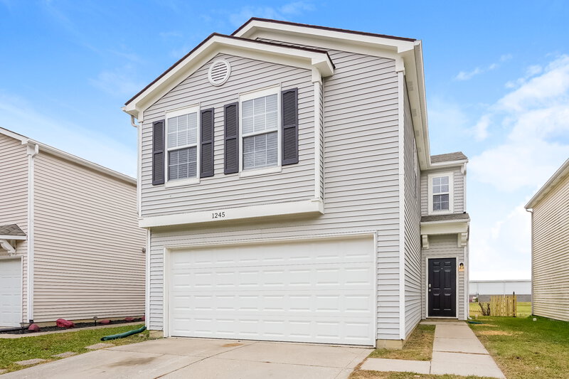 1,975/Mo, 1245 Kenwood Dr Greenwood, IN 46143 External View