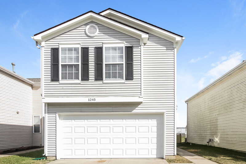 1,975/Mo, 1245 Kenwood Dr Greenwood, IN 46143 External View
