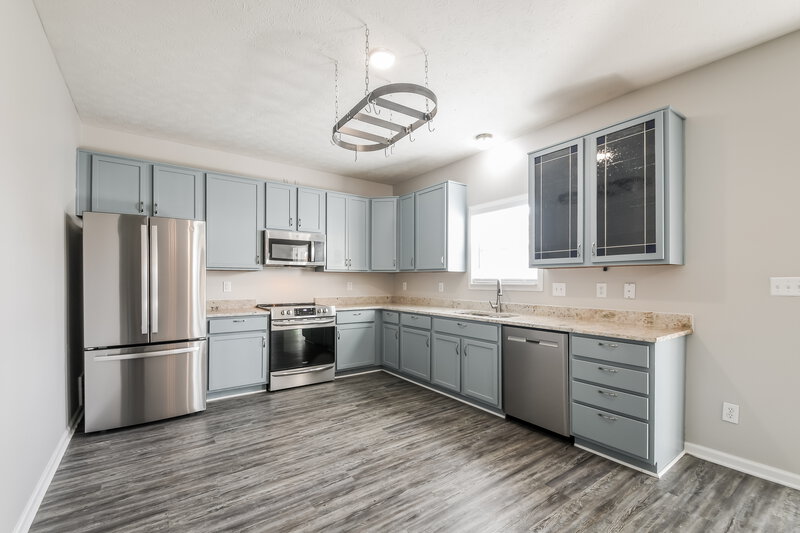 2,545/Mo, 12970 Quarterback Ln Fishers, IN 46037 Kitchen View