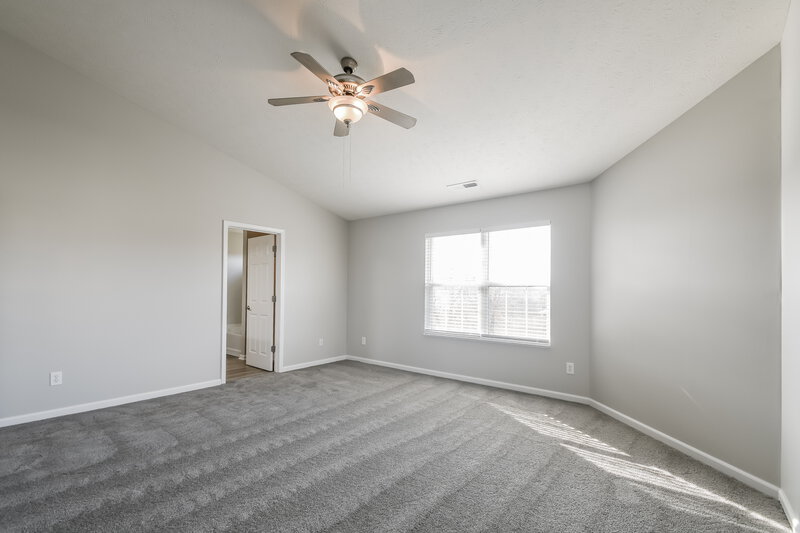 2,545/Mo, 12970 Quarterback Ln Fishers, IN 46037 Main Bedroom View