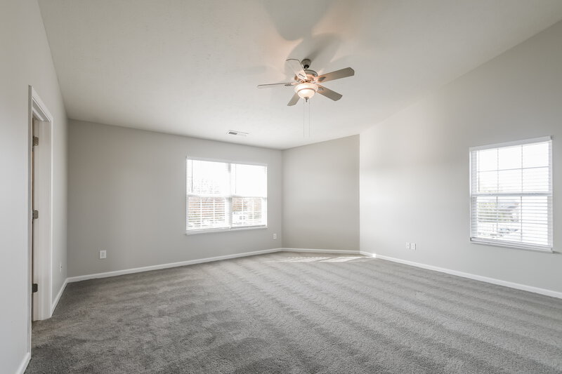 2,545/Mo, 12970 Quarterback Ln Fishers, IN 46037 Main Bedroom View 2