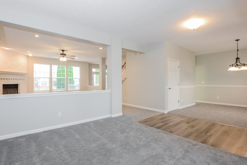 4,200/Mo, 1903 Windsor Ln Danville, IN 46122 Living Room View