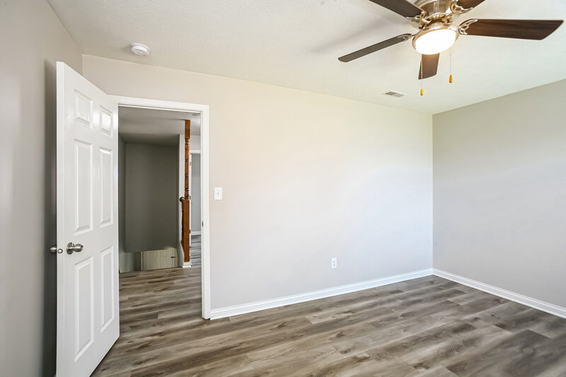 3,210/Mo, 8139 Lawrence Woods Blvd Indianapolis, IN 46236 Bedroom View 3