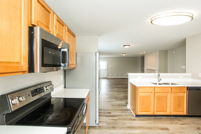 1,980/Mo, 6785 W Stansbury Blvd McCordsville, IN 46055 Kitchen View