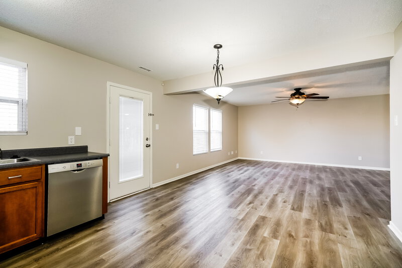 1,560/Mo, 7852 States Bend Ln Indianapolis, IN 46239 Dining Room View