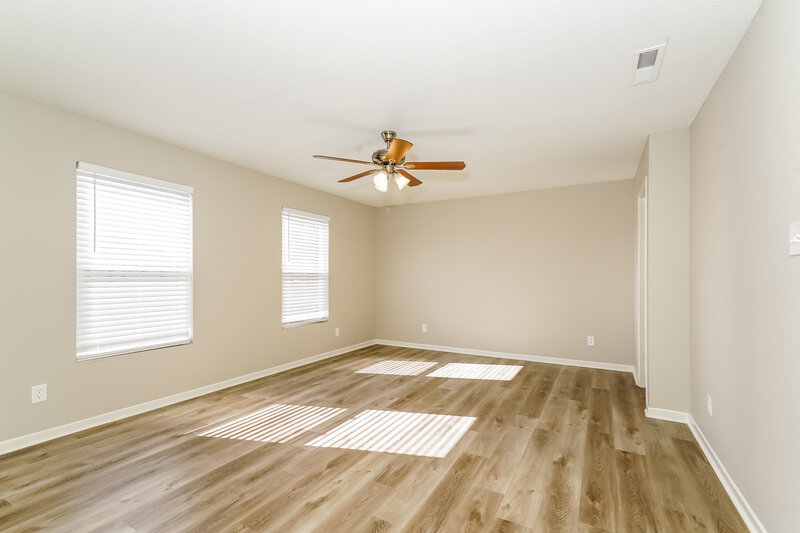 1,560/Mo, 7852 States Bend Ln Indianapolis, IN 46239 Main Bedroom View 2