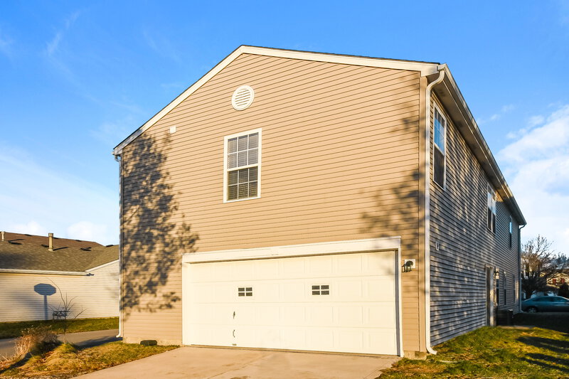3,120/Mo, 13360 All American Rd Fishers, IN 46037 Rear View 2