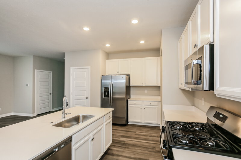 1,980/Mo, 8050 Wagman St Camby, IN 46113 Kitchen View 2