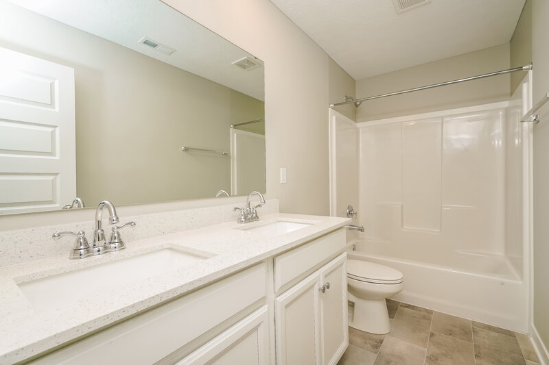 2,140/Mo, 8043 Wagman St Camby, IN 46113 Main Bathroom View 2