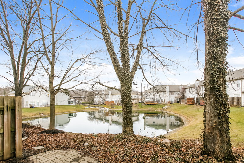 2,300/Mo, 3440 Windham Lake Rd Unit 7 Indianapolis, IN 46214 Exterior View