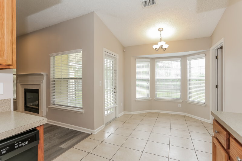 2,415/Mo, 1694 Aston Hall Dr E Jacksonville, FL 32246 Dining Room View