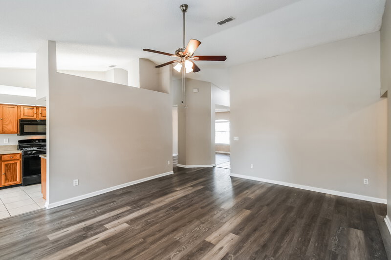 2,765/Mo, 1694 Aston Hall Dr E Jacksonville, FL 32246 Living Room View 3