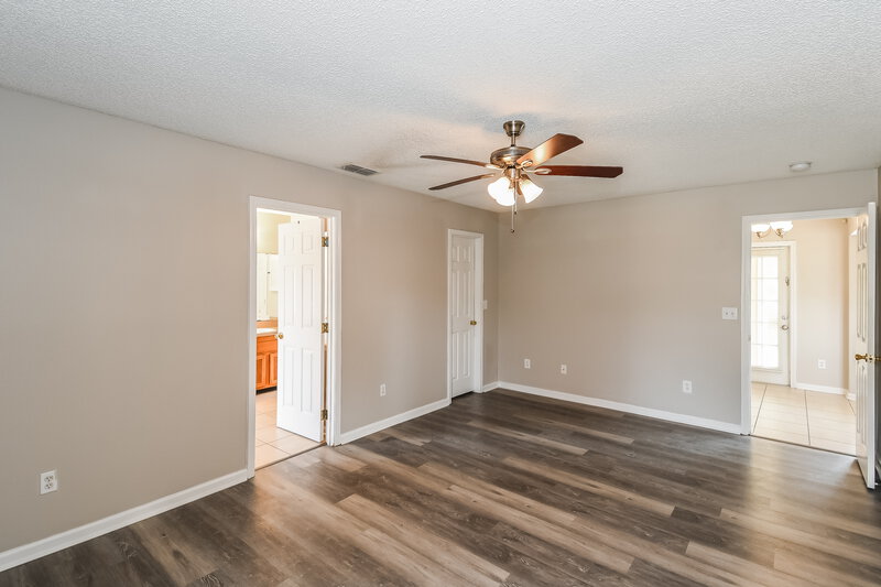 2,765/Mo, 1694 Aston Hall Dr E Jacksonville, FL 32246 Main Bedroom View 2