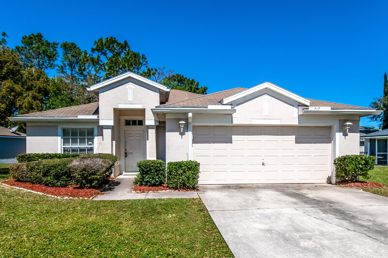 1,690/Mo, 717 Carriage Hill Dr Jacksonville, FL 32218 External View