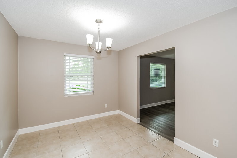 2,230/Mo, 5317 Lamar Shaw Ct Jacksonville, FL 32258 Dining Room View