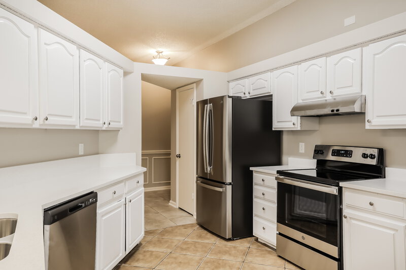 1,815/Mo, 1305 Rushing Dr Orange Park, FL 32065 Kitchen View