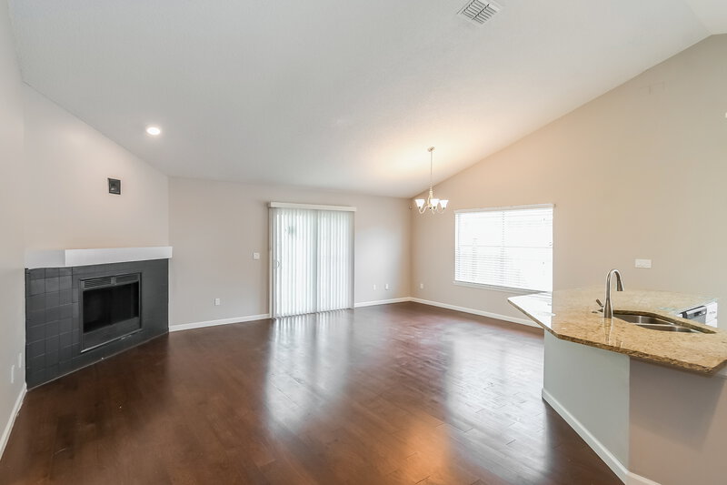 1,750/Mo, 8785 Spring Harvest Ln E Jacksonville, FL 32244 Living Room View 2