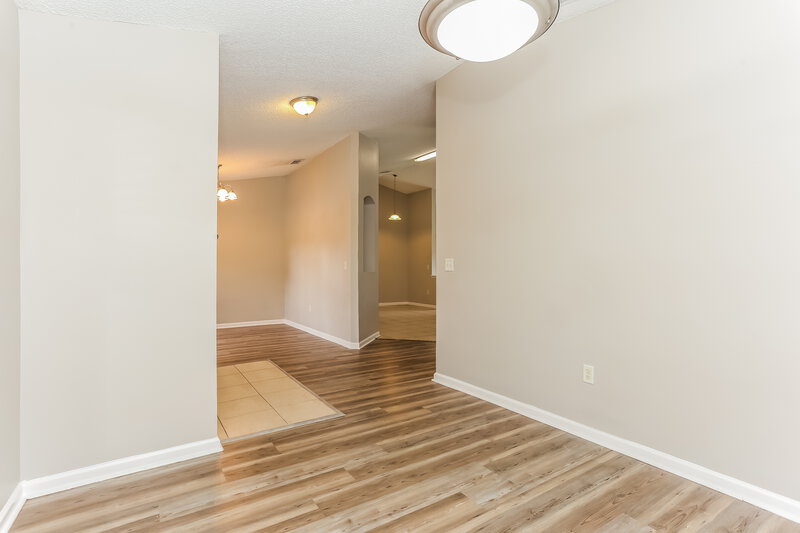 1,875/Mo, 7749 Westport Bay Dr Jacksonville, FL 32244 Dining Room View