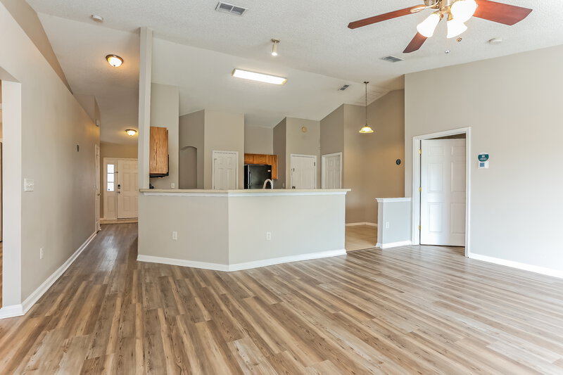 1,875/Mo, 7749 Westport Bay Dr Jacksonville, FL 32244 Dining Room View 3